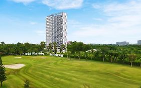Kawana Golf Residence